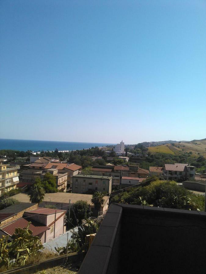 Villa Spaia Brancaleone Marina Exterior photo