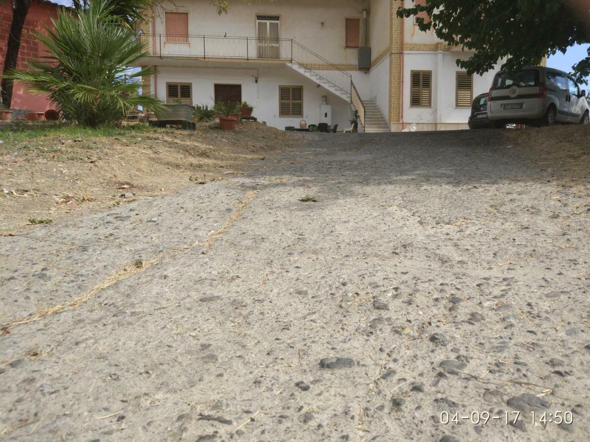 Villa Spaia Brancaleone Marina Exterior photo